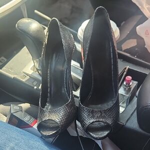 Gucci Black Textured Peep-Toe High Heels